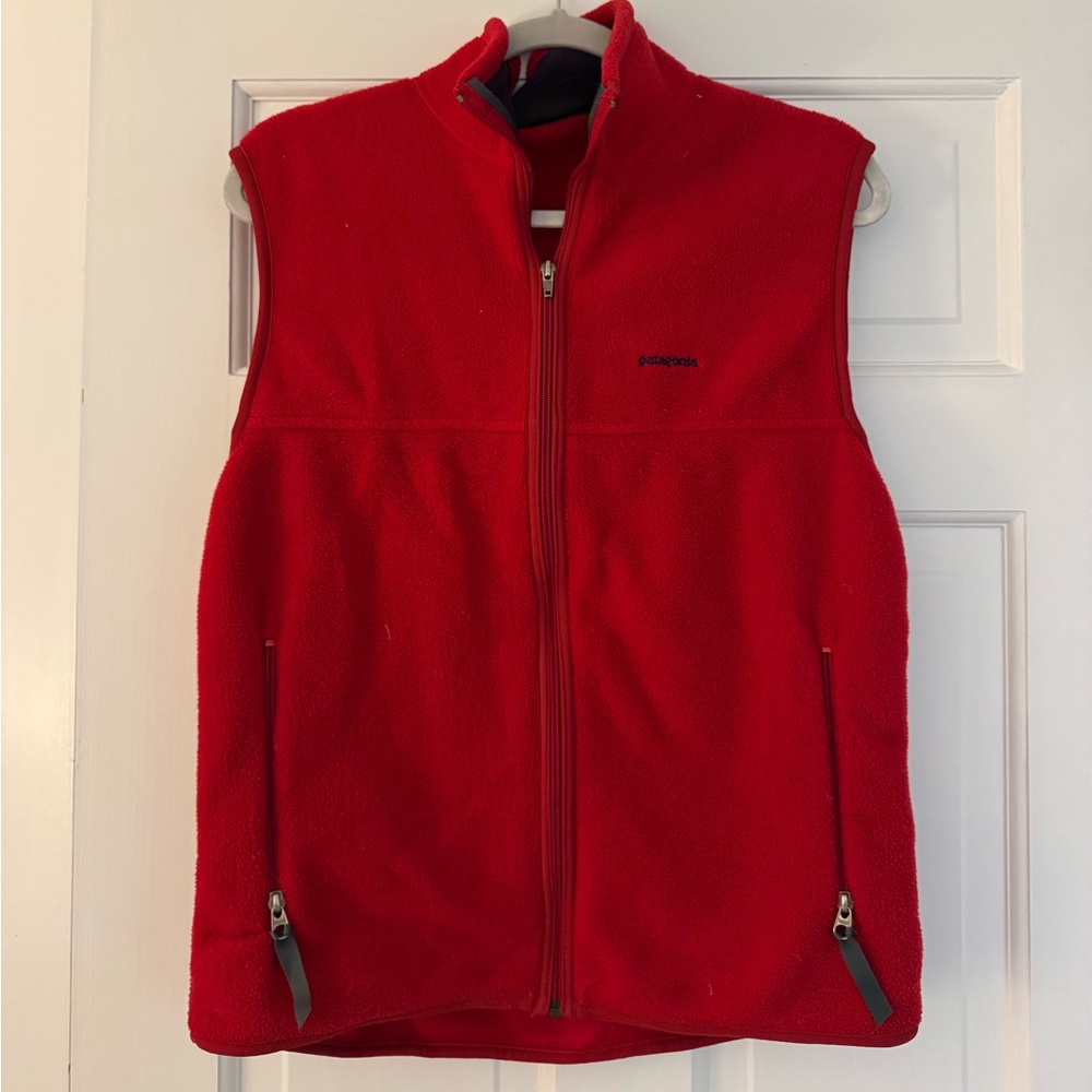 Patagonia Synchilla Red and Navy Fleece